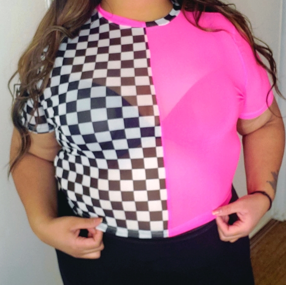 Tops - NWOT neon pink colorblock checkered mesh crop top